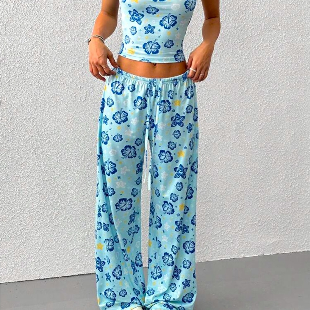 Floral Blue and White Two-Piece Set